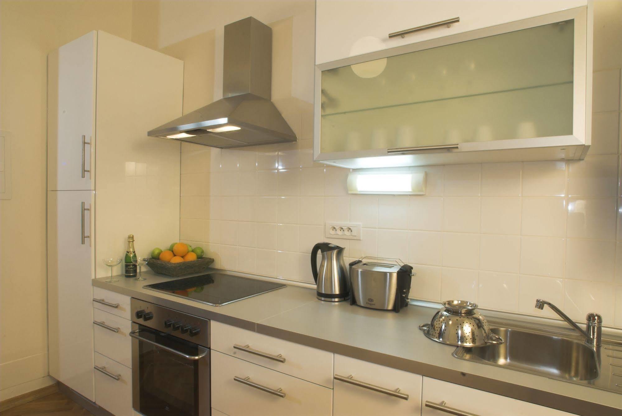 เรสซิเดนซ์ คาร์โลวา Apartment ปราก ภายนอก รูปภาพ